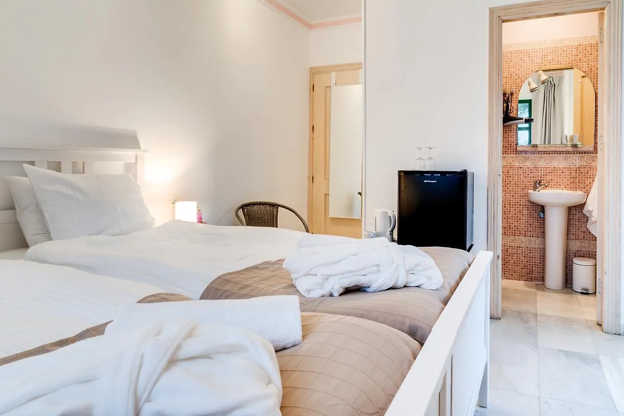Hostal Alegre Nerja 2*,  España