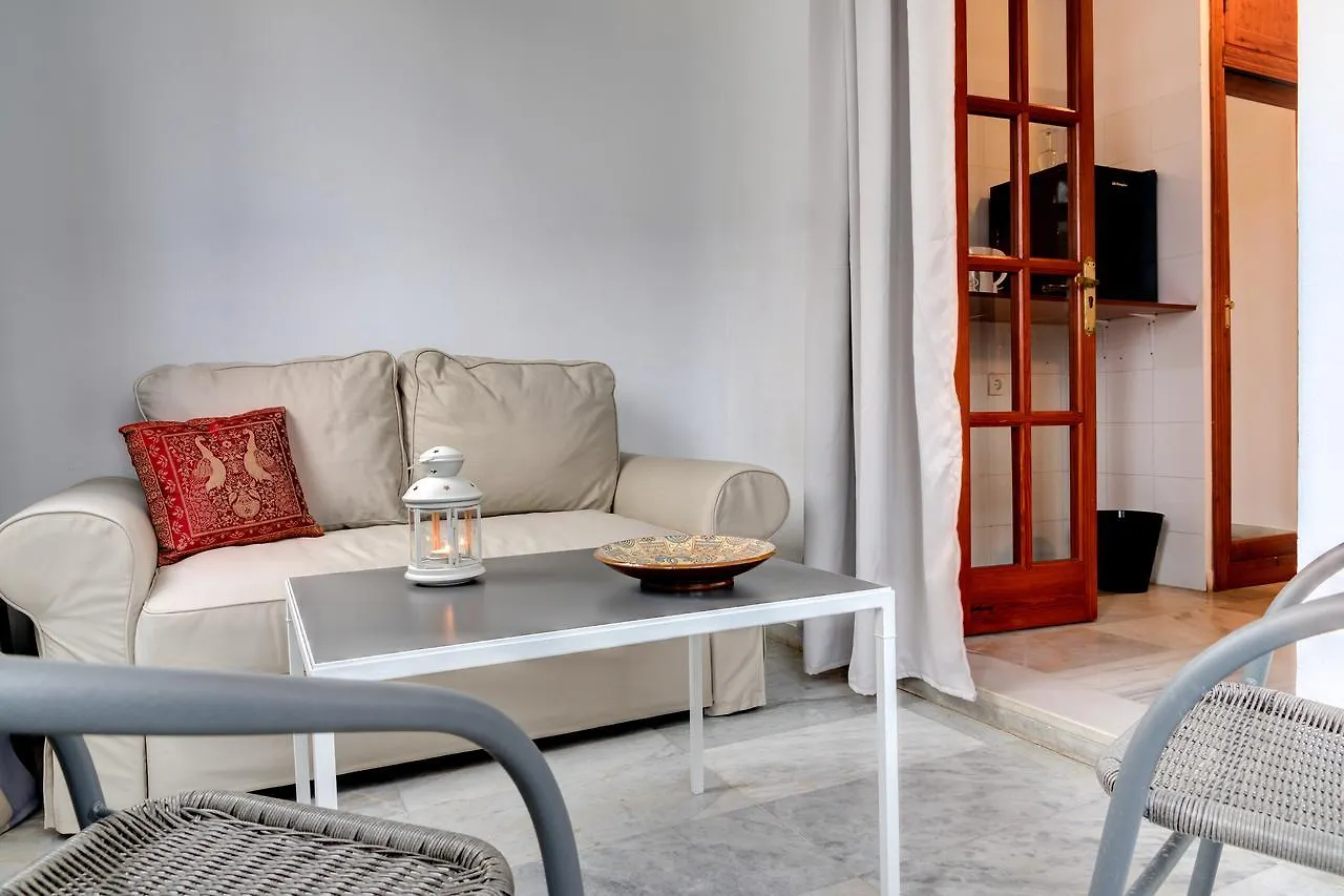 Hotel Hostal Alegre Nerja