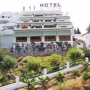 3* Hotel Jose Cruz