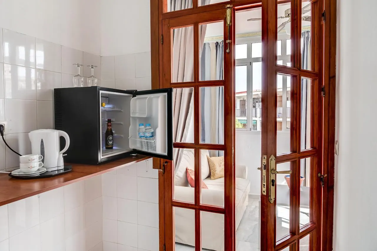 Hotel Hostal Alegre Nerja